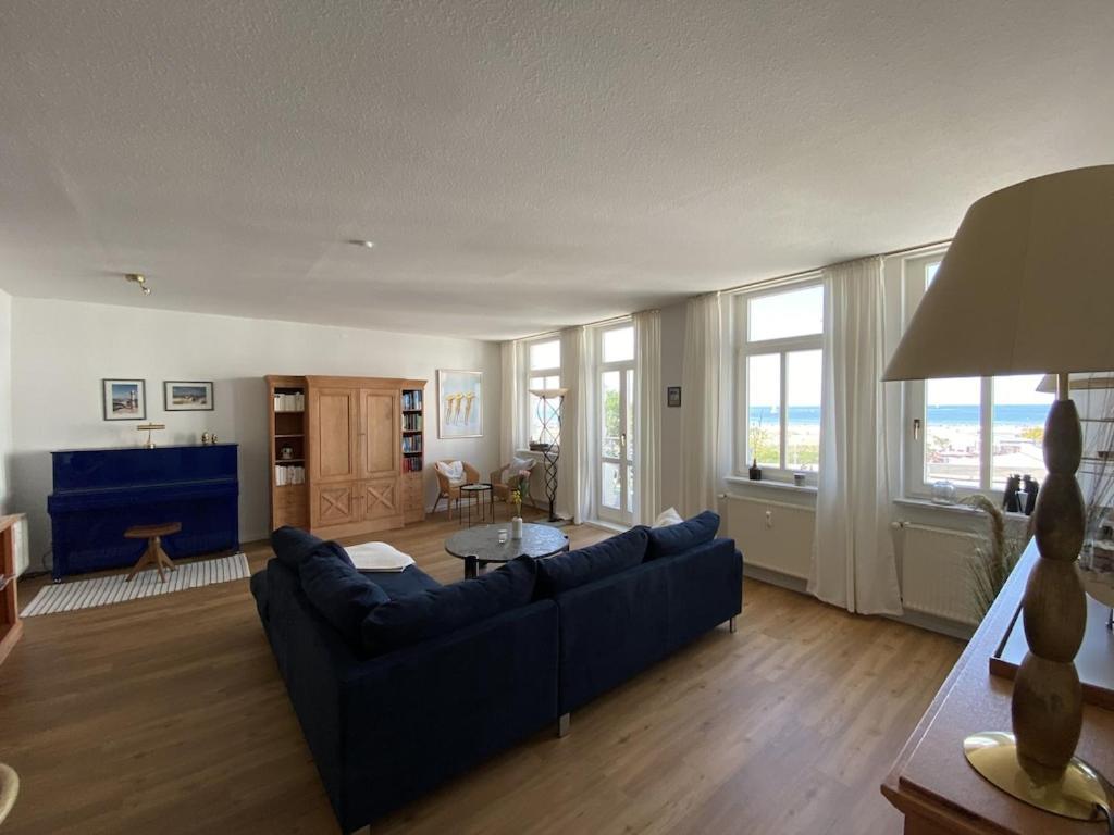 Villa Seeblick Warnemuende - Fewo Mit Meerblick Und Balkon Direkt Am Strand Fuer 2-4 Pers Rostock Exterior foto